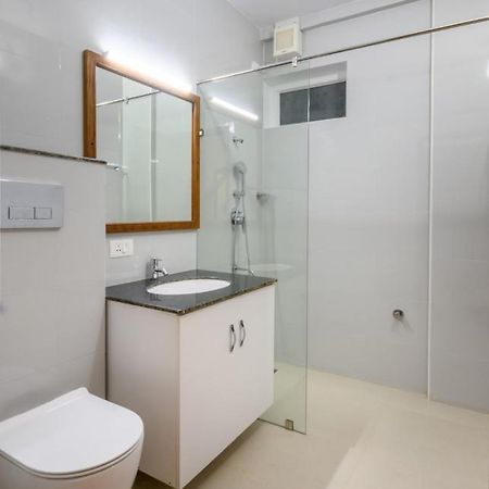 Daffodils Luxury Airport Suites Kochi Buitenkant foto