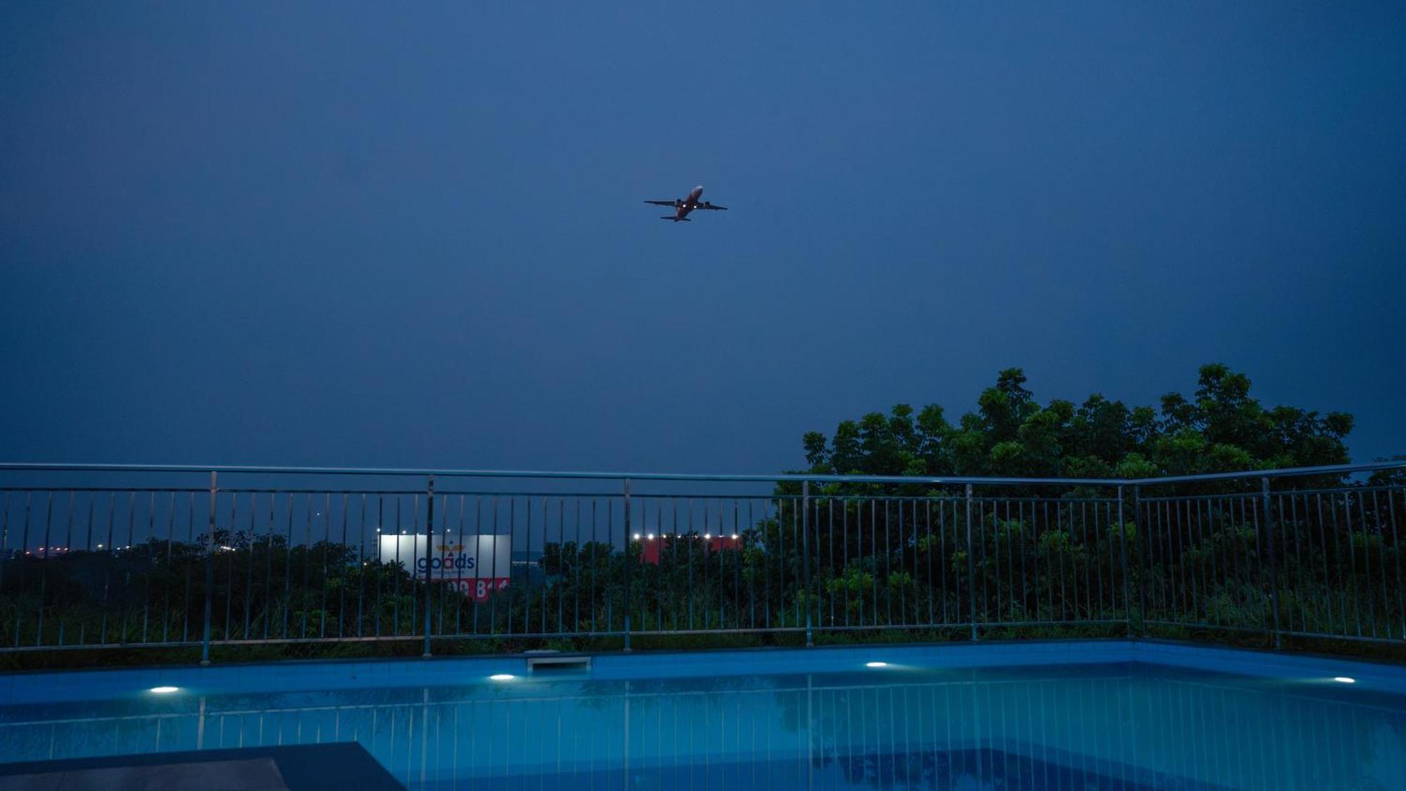 Daffodils Luxury Airport Suites Kochi Buitenkant foto