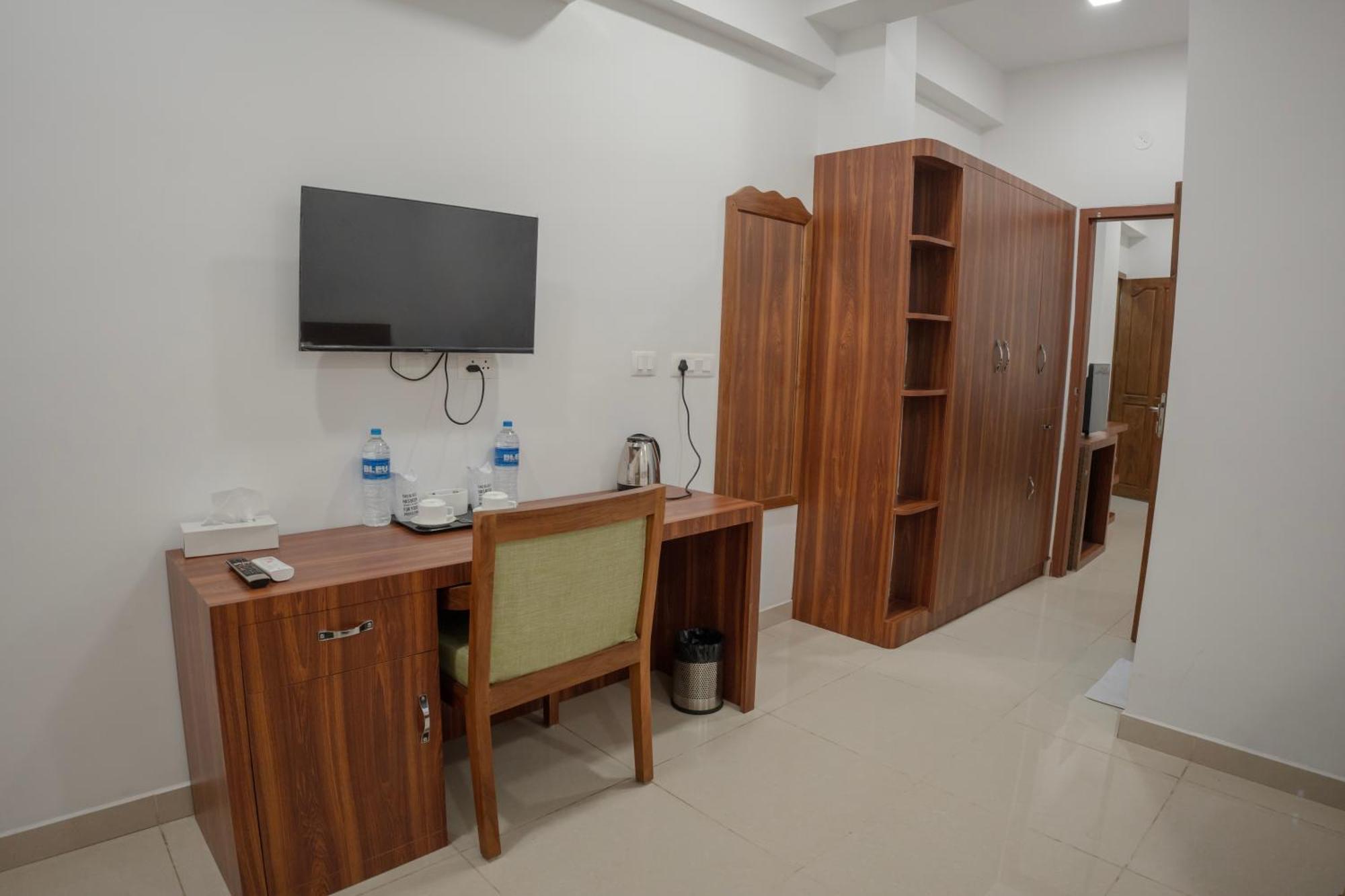 Daffodils Luxury Airport Suites Kochi Buitenkant foto